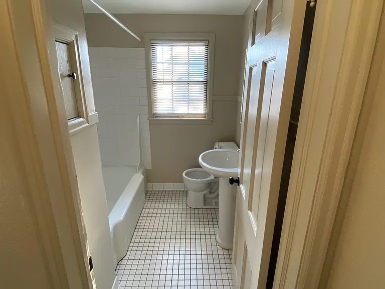 536 16th Ave N #538538 — Photo 16