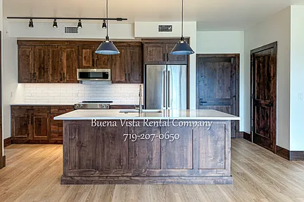 505 E Main St #204 — Photo 2