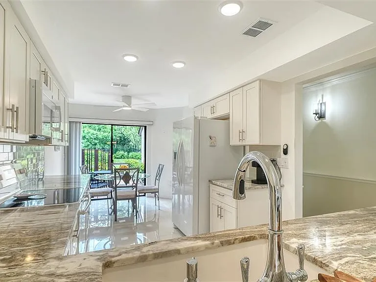 6281 Timberlake Dr #H6 — Photo 25
