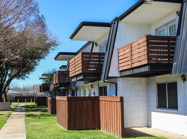 Atrium Gardens - Pioneer