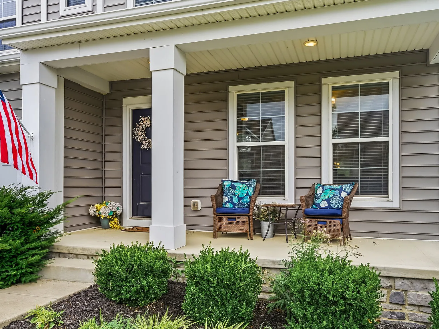 4 bed, 2.5 bath, 3192 sqft, $3,200 — Photo 4
