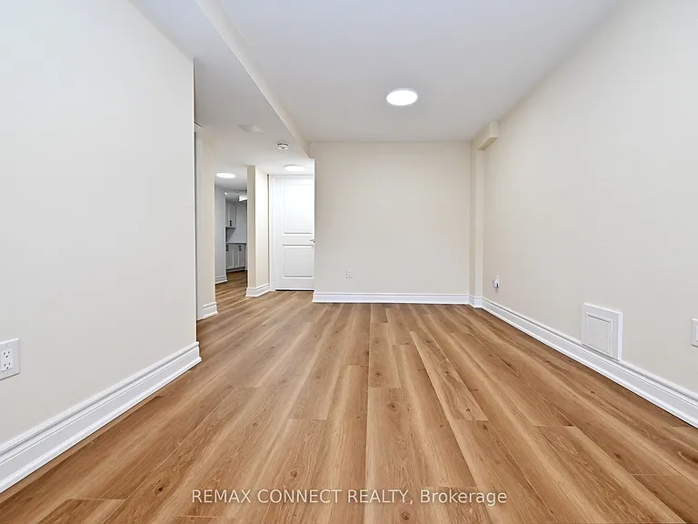 1788 Shelburne St — Photo 49