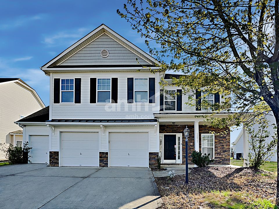 1st image of 12812 Waterlyn Club Dr