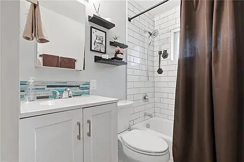 3384 Columbia Dr — Photo 7