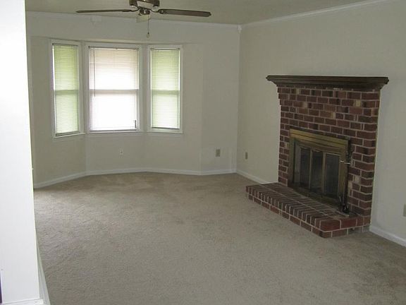 LIVING AREA W/FIREPLACE