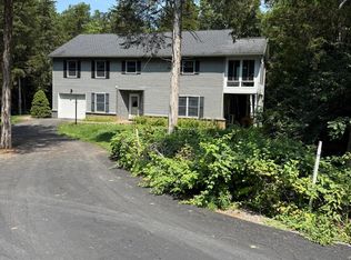 6840 Dumeny Rd, Greencastle, PA 17225