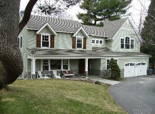 37 Fox Hunt Ln, Cold Spring Harbor, NY 11724