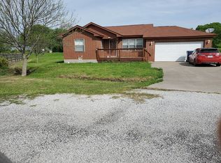 707 Doris Ln, Gunter, TX 75058