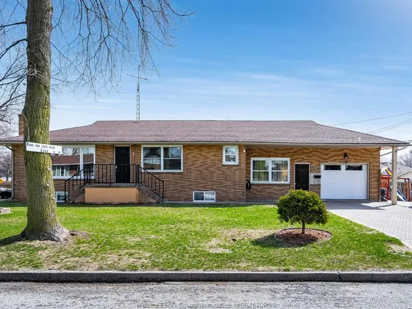 26 Johnson Ave, Leamington, ON N8H 3T9