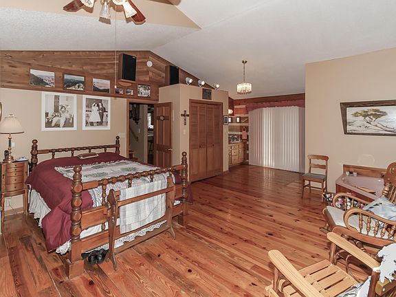4th image of 809 Westshore Dr