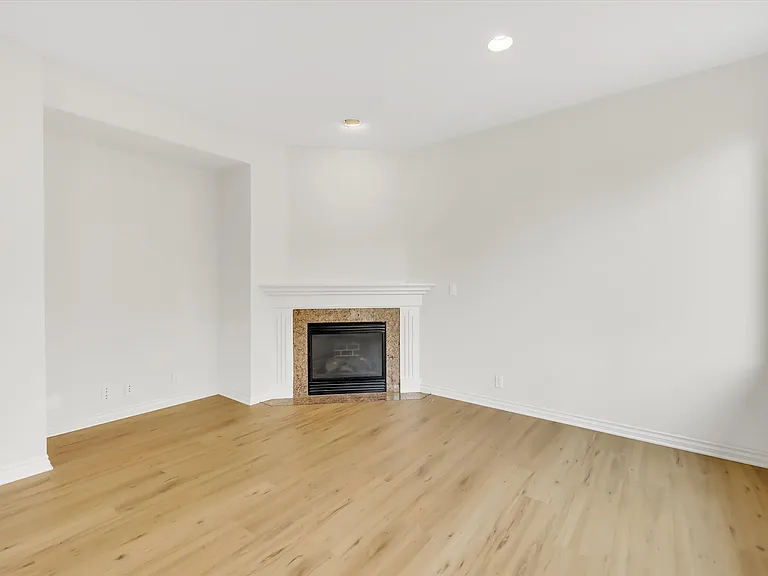 6523 188th Pl NE — Photo 16