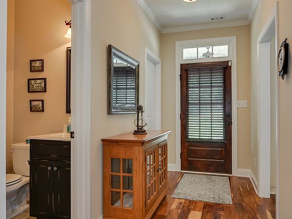 5th image of 4109 Chastain Dr