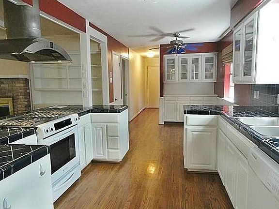 5th image of 10929 Fernald Ave