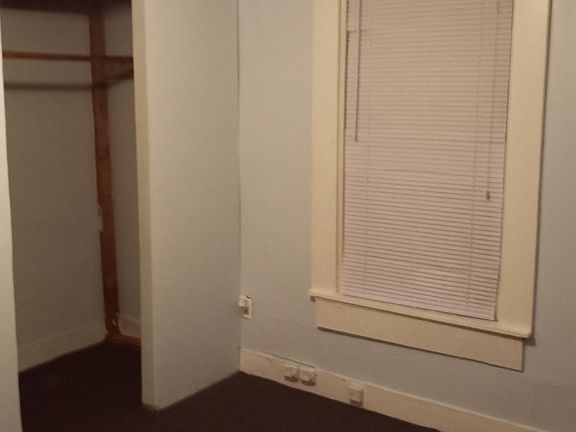 3rd image of 602 E 67th St