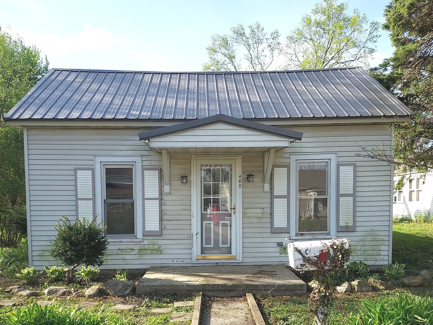 460 & 464 E Washington St photo 1