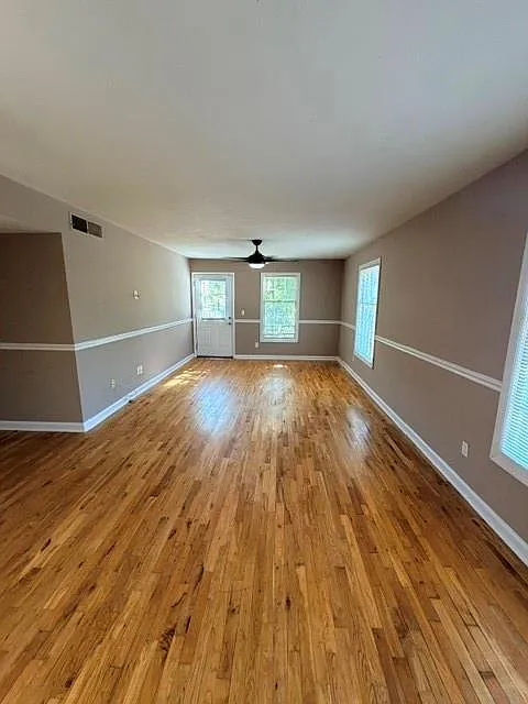 2 bed, 2.0 bath, 1196 sqft, $2,000 — Photo 4