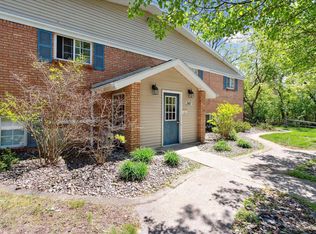 245 E Harcourt Dr, Saginaw, MI 48609