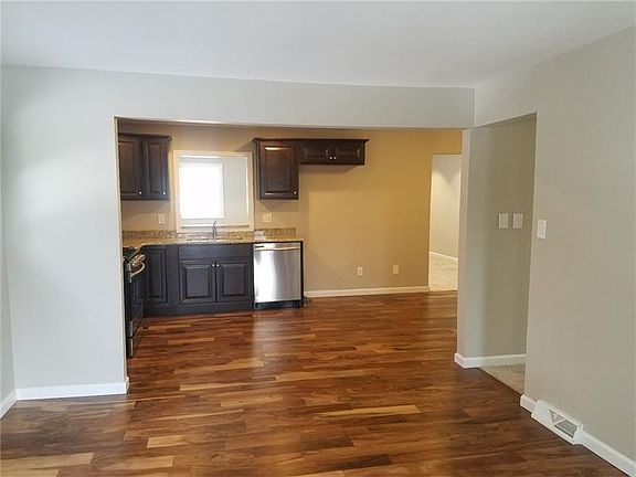 5th image of 634 Davidson Dr