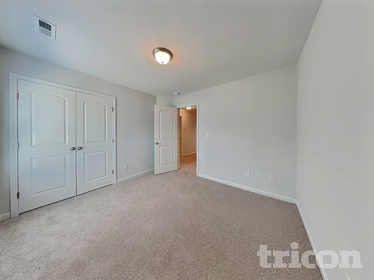 181 Brisbane Dr — Photo 13