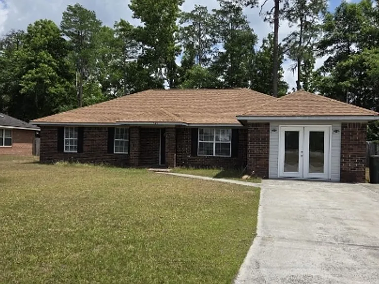 945 Ruth Dr — Photo 12
