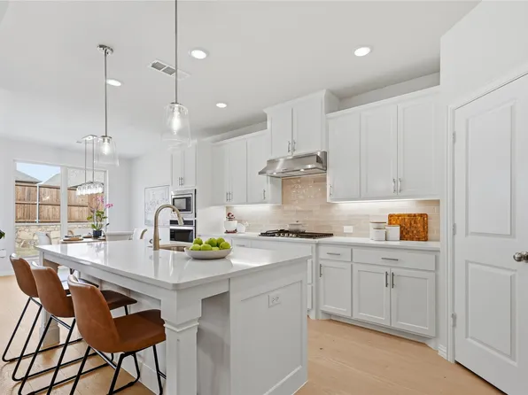 9317 Sunset Ln, Oak Point, TX 75068