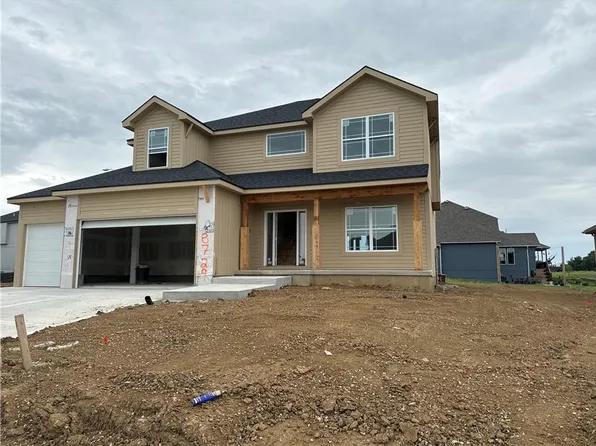 8729 N Cypress Ct, Kansas City, MO 64156