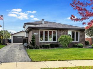 5221 W 121st St, Alsip, IL 60803