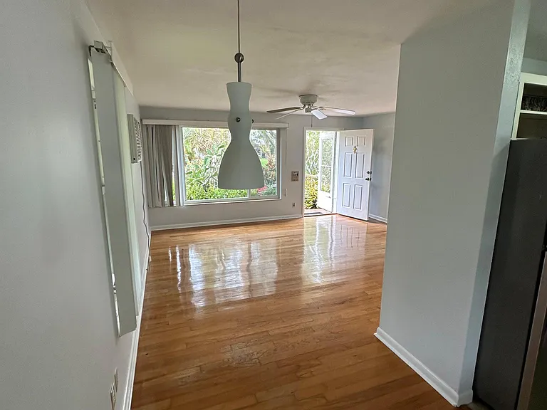 1580 5th Ct — Photo 6