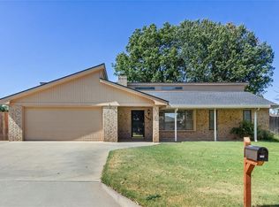 1425 E Quail Ave, Weatherford, OK 73096