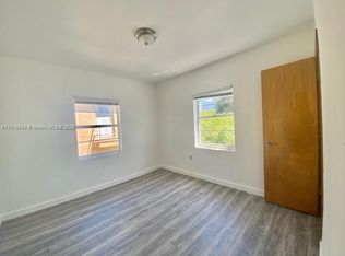 830 W 40th St APT 2, Miami Beach, FL 33140