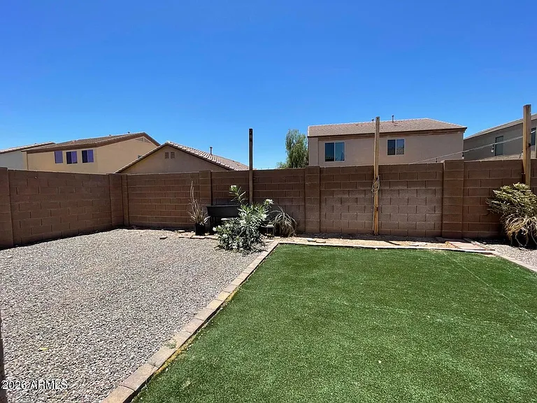 12109 W Avenida Del Rey — Photo 35