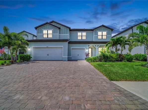 16438 Slate Pl, Lakewood Ranch, FL 34211