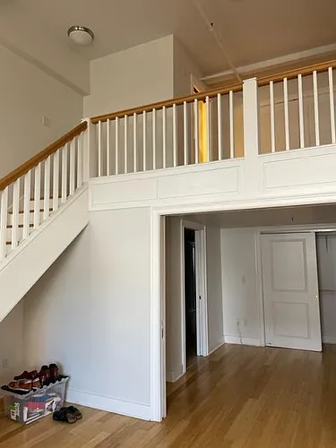 Floor plan 1 Br loft