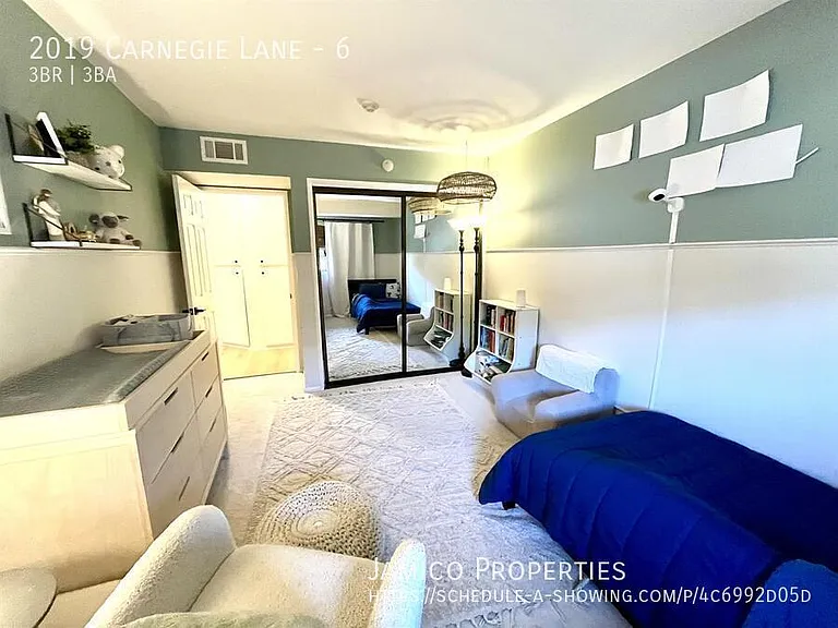 2019 Carnegie Ln #6 — Photo 37