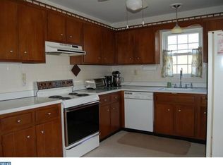 55 Dorchester Dr, Southampton, NJ 08088