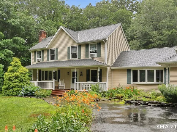 11 Brookside Court, East Hampton, CT 06424