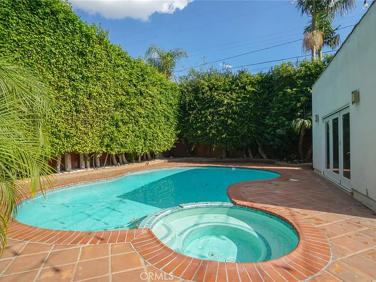 432 S Orange Dr — Photo 30