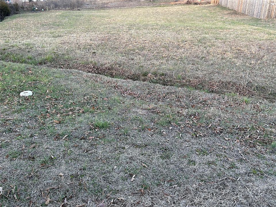 2nd image of 189 Alisha Ave