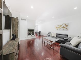 9775 Via Roma, Burbank, CA 91504