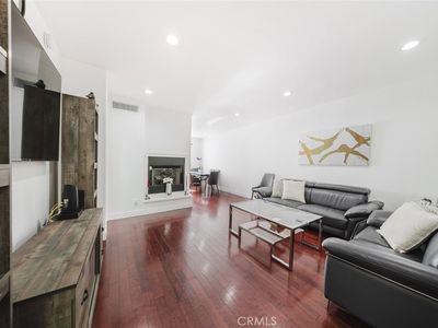 9775 Via Roma, Burbank, CA, 91504