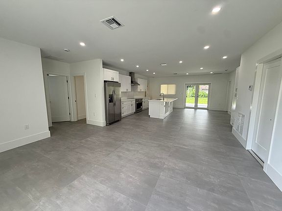 2nd image of 13350 61st Ln N