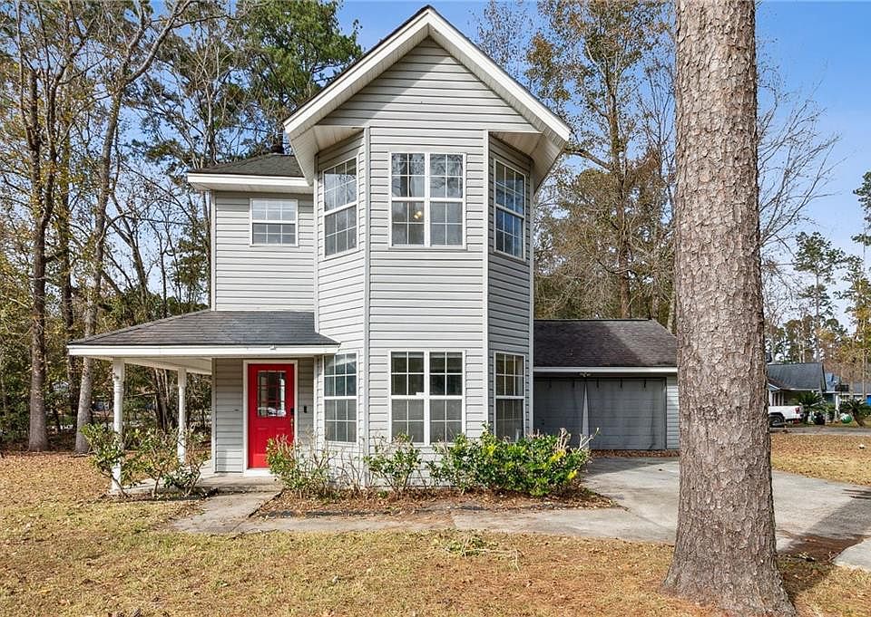 1st image of 101 Castle Oak Ct
