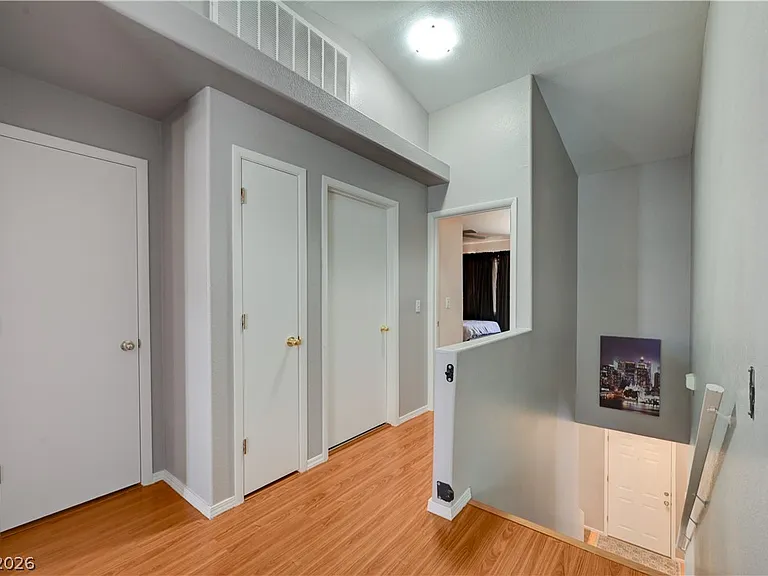 2050 Los Feliz St #183 — Photo 34