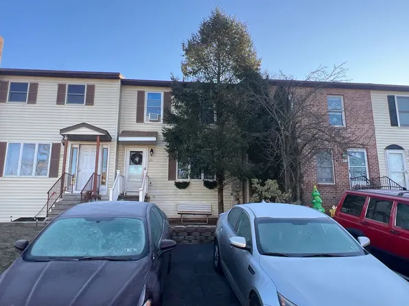 251 White Dogwood Dr, Etters, PA 17319