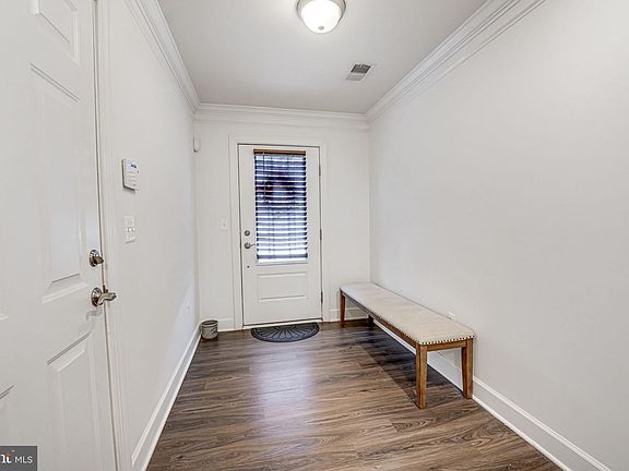 3rd image of 8778 Elsing Green Dr