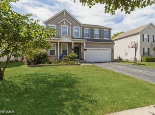 1609 Cascade Ridge Dr, Plainfield, IL 60586