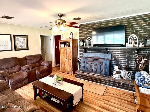 2nd image of 7071 Hamp Lea Rd