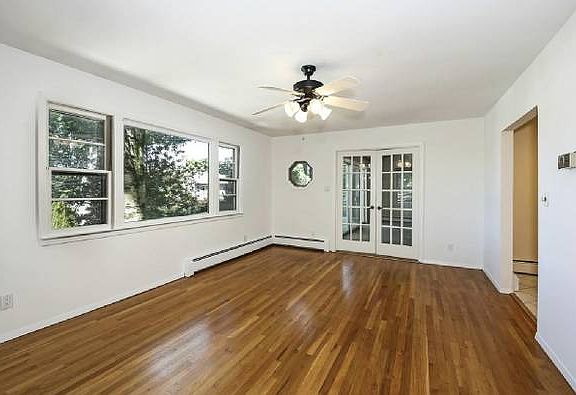 3rd image of 40 Custis Ave #1