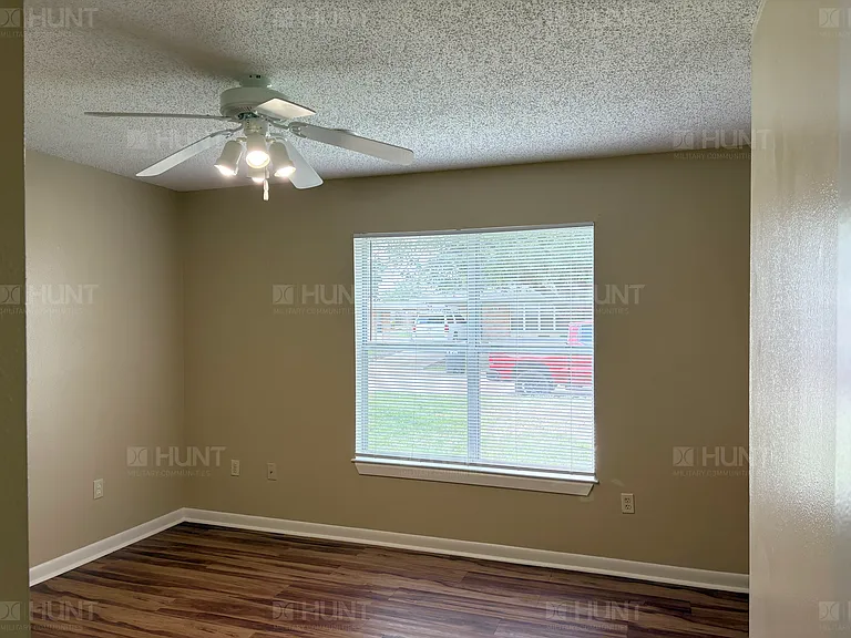 9044 McConnell St — Photo 10