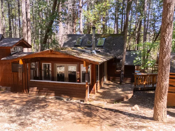 555 Arrowhead Dr, O'Brien, OR 97534